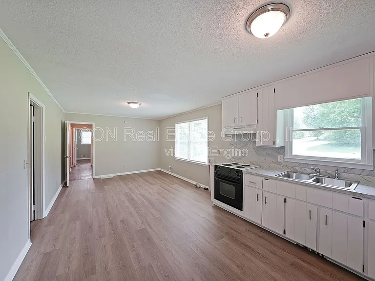 251 Hog Farm Cir — Photo 10