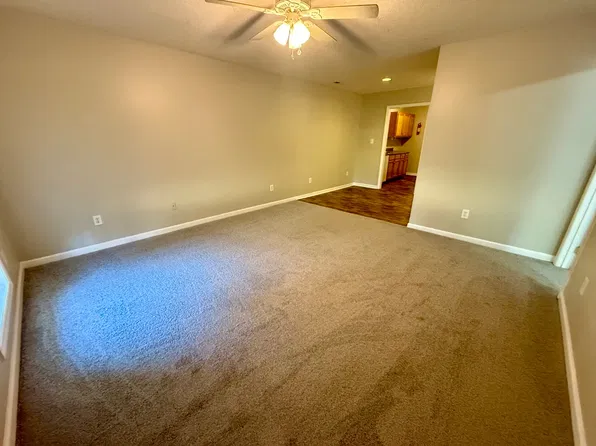 1521 Obrig Ave, Guntersville, AL 35976