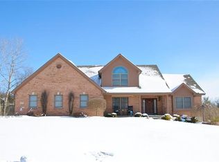 5020 Wesselman Woods Dr, Cleves, OH 45002