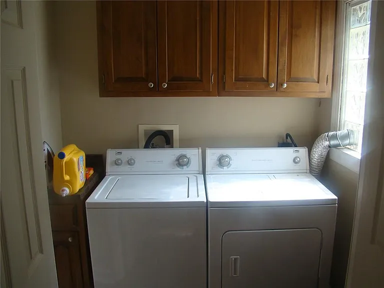 3558 Central Ave — Photo 9