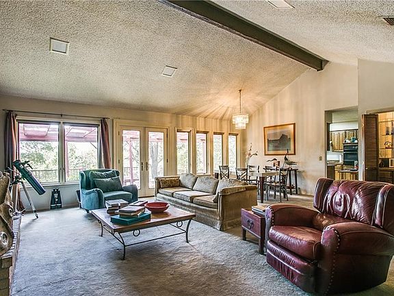 3rd image of 3728 Bluff Ct