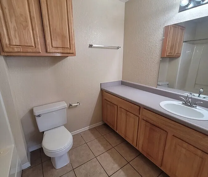 3500 Brittany Ct — Photo 8