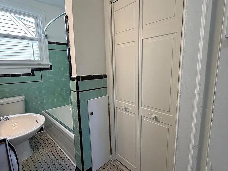 4611 Edmonston Rd #1 — Photo 33