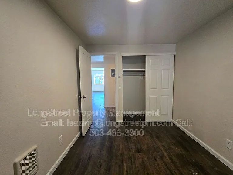 234 NW 21st St #6 — Photo 9