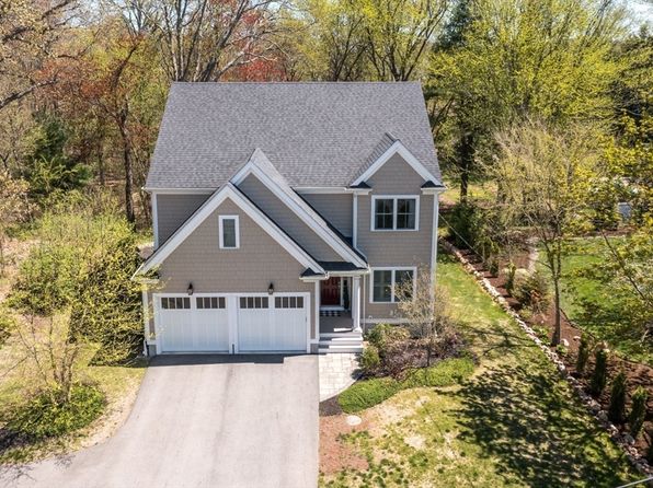 70 Rockland St, Natick, MA 01760