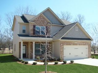 3 Shefleys Rd, Simpsonville, SC 29680