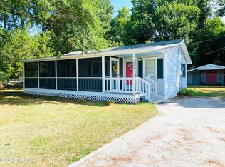 7494 Old Lumberton Rd, Whiteville, NC 28472