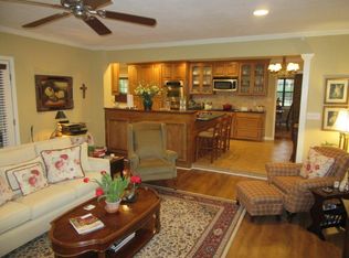 2317 Old Bay Springs Rd, Laurel, MS 39440