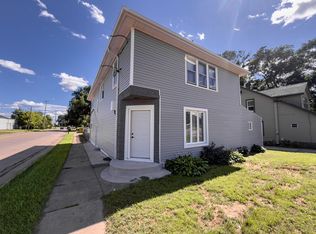 3304 W State St, Rockford, IL 61102