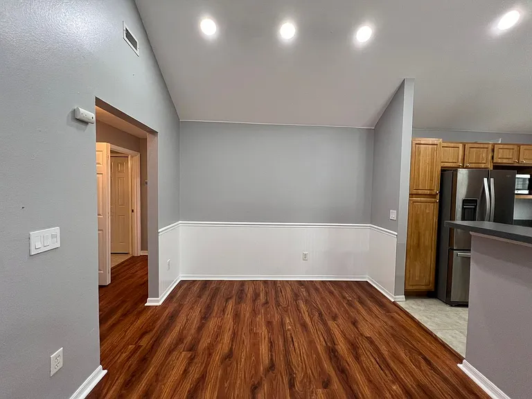 3433 Soho St #203 — Photo 9