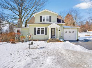 22 Driftway Road, Danbury, CT 06811