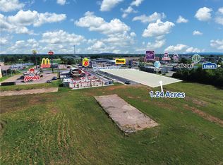 4579 W Sunset Ave, Springdale, AR 72762