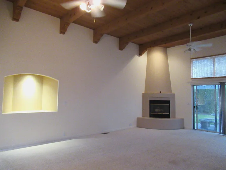 4016 Pasaje Pl NW — Photo 8