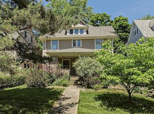 2983 Euclid Heights Blvd, Cleveland Heights, OH