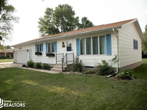 1403 Bel City Ln, Belmond, IA 50421