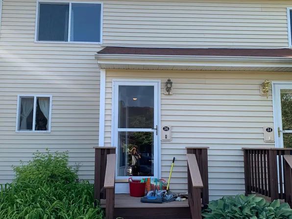 36 Stone Pond Rd, Tolland, CT 06084