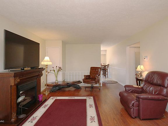 5th image of 3627 Kalamazoo Ave SE