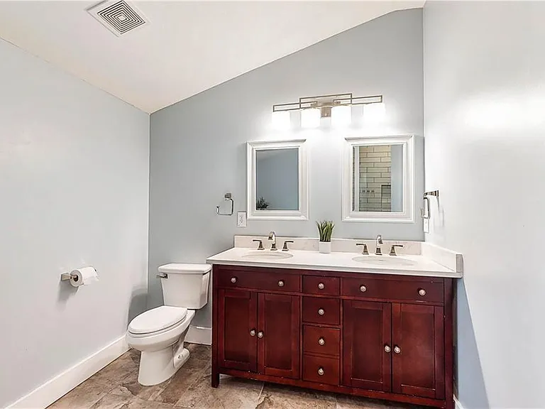 1130 Larosa Ter SW — Photo 18