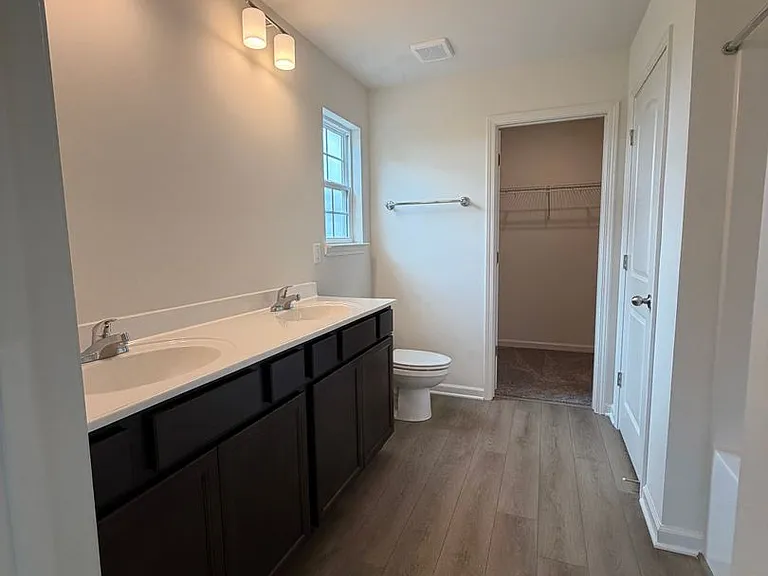 836 Halford Pl — Photo 16