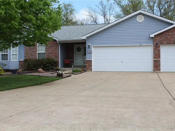 10733 Sugar Ct, Foristell, MO 63348