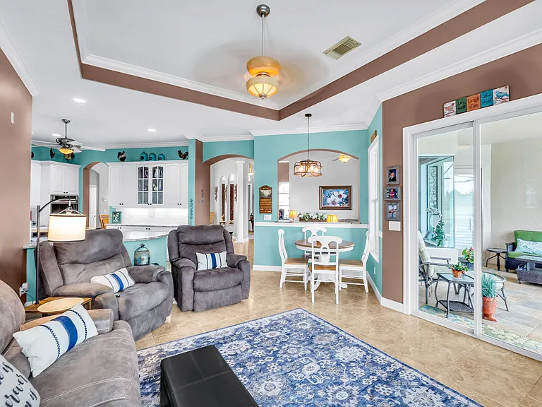 923 SW Grand Reserves Blvd — Photo 30