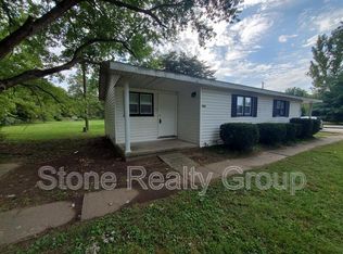 5608 E Newcomer Ave, Terre Haute, IN 47805