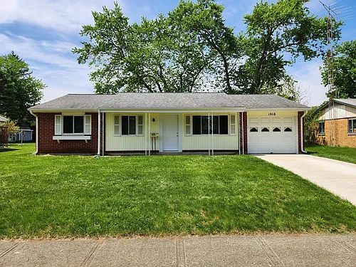 1018 Frontier Dr Photo 1