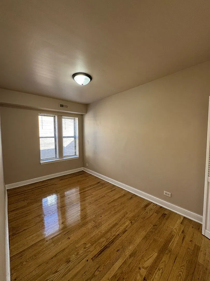2 bed, $1,200 — Photo 1