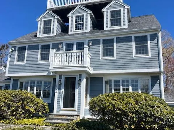 12 Dover Bluff Avenue, York, ME 03909