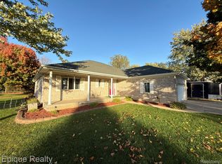 426 Oak Ln, Yale, MI 48097
