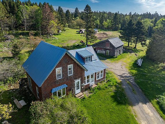 4th image of 1155 Boot Cove Road