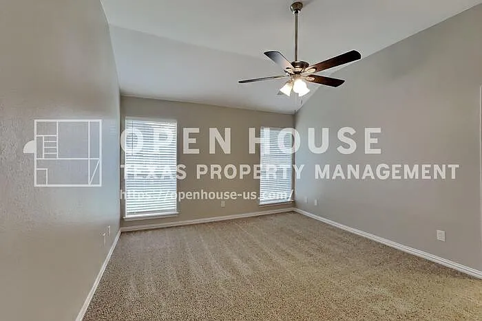 408 Jeffdale Dr — Photo 11