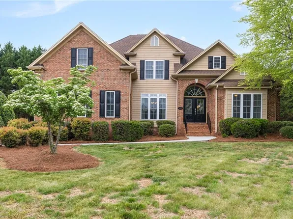 2511 Hillsdale Forest Ct, Summerfield, NC 27358