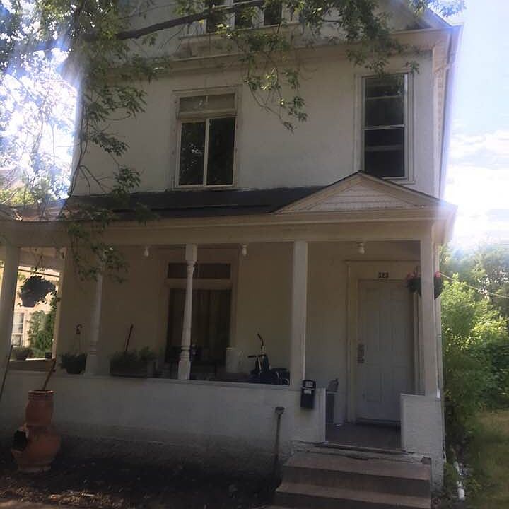 1st image of 323 30th Ave N #2