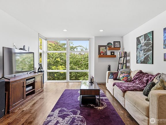 3rd image of 165 20th Avenue