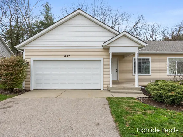 657 Wren Ct #5, Middleville, MI 49333