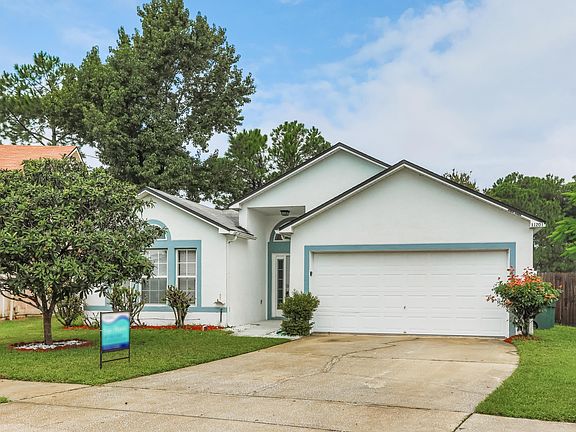 2nd image of 11201 Hudderfield Cir N