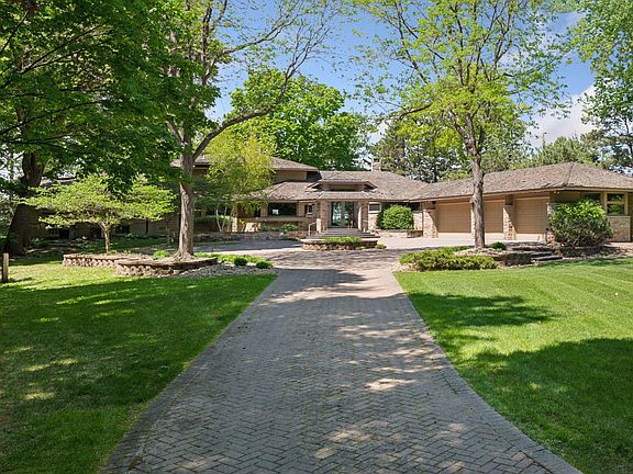 3rd image of 28235 Boulder Cir