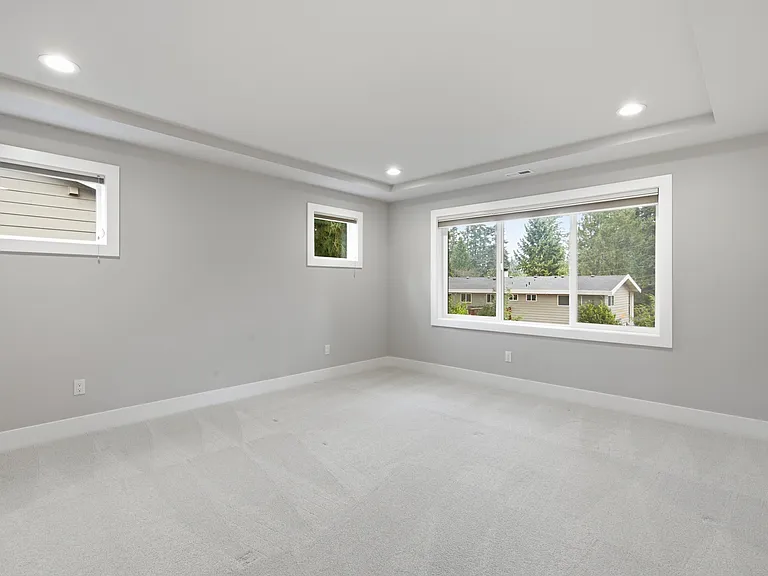 8629 NE 134th Pl — Photo 36