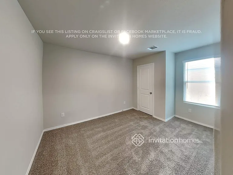 10511 Varmus Dr — Photo 13