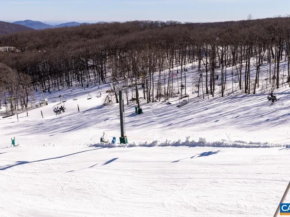 959 Diamond Hl, Wintergreen Resort, VA 22967