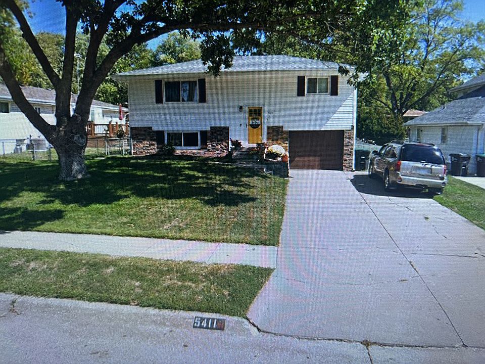 1st image of 5411 S 116th St