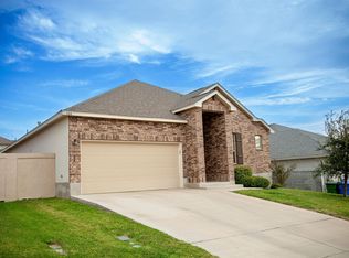 144 Cresta Dr, Laredo, TX 78045