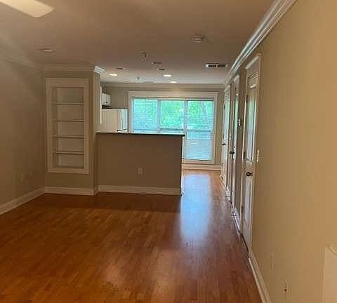 3rd image of 1035 Barnett Shoals Rd APT 223