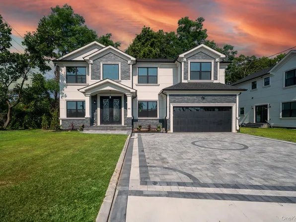 770 Cedar Street, Syosset, NY 11791