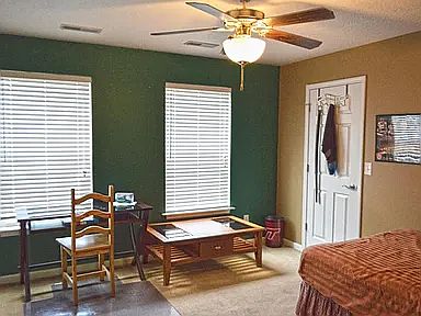 5th image of 318 Courtney Cir