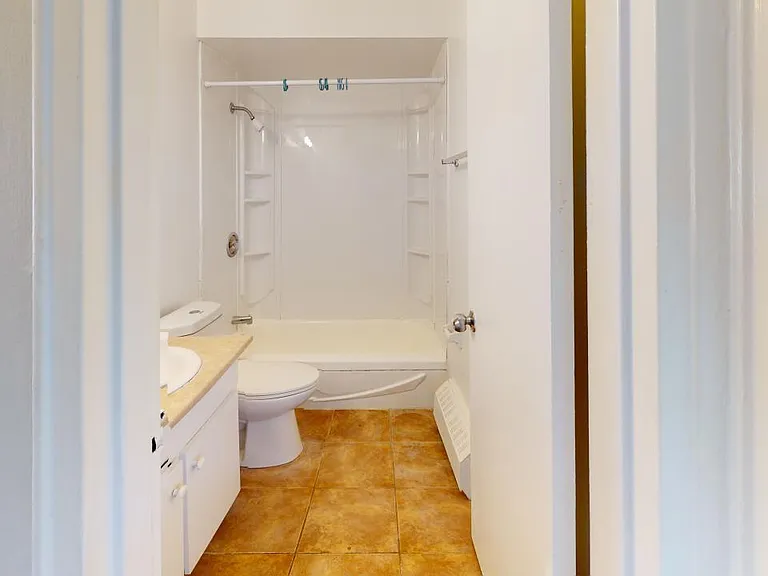3225 College Ave — Photo 6