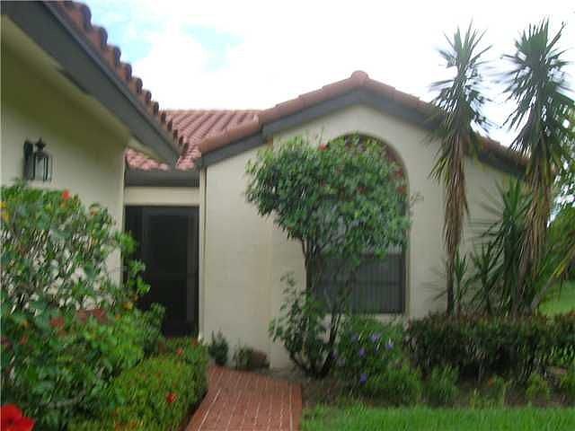 1st image of 5916 Sunswept Ln APT B