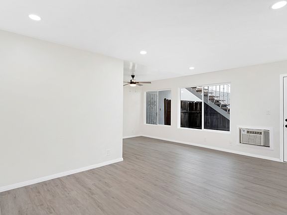 4th image of 200 N Oxford Ave #5
