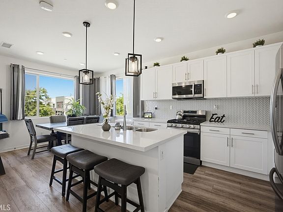 5th image of 3570 E Peckham Paseo